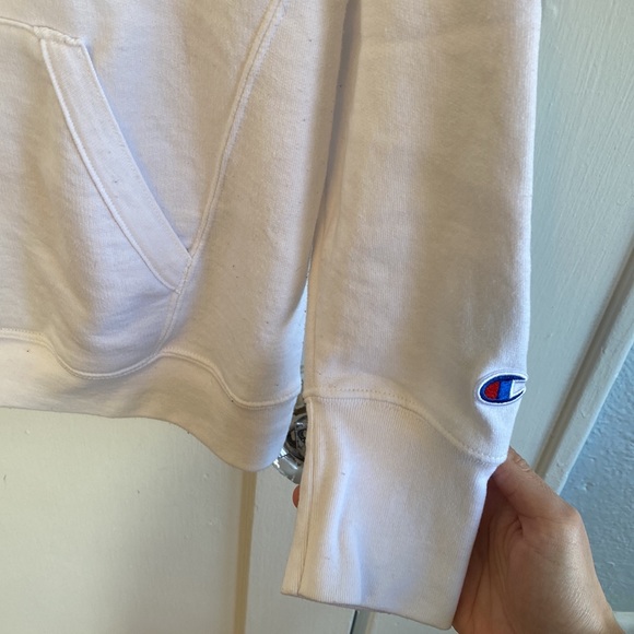 Champion Sweatshirt - Picture 4 of 7